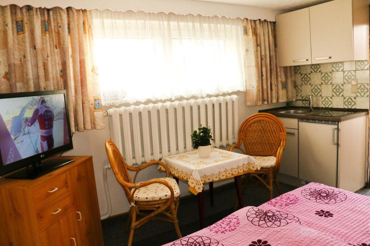 Doppelzimmer In Апартаменты Кюлунгсборн